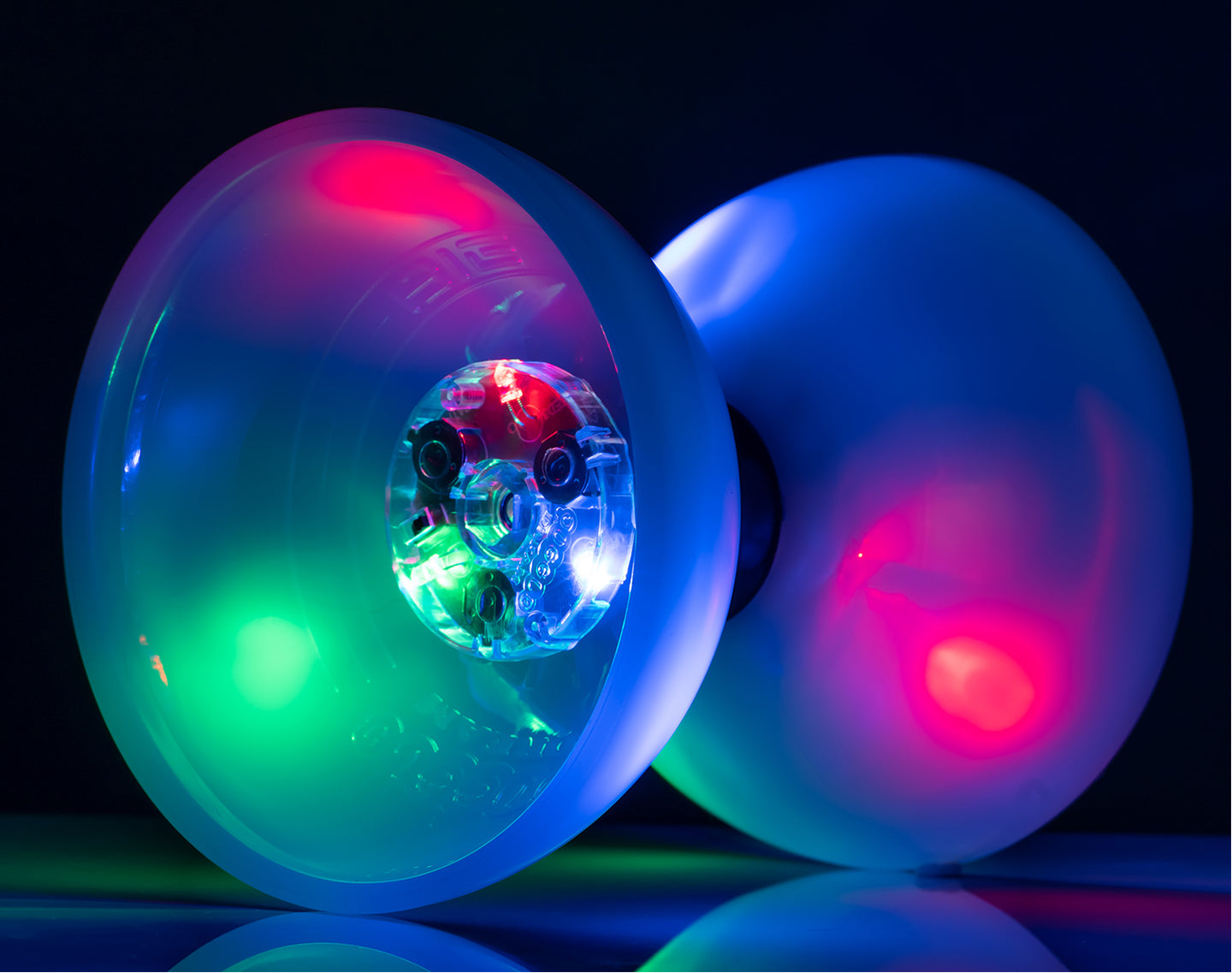 Juggle Dream Carousel Bearing LED Diabolo from side