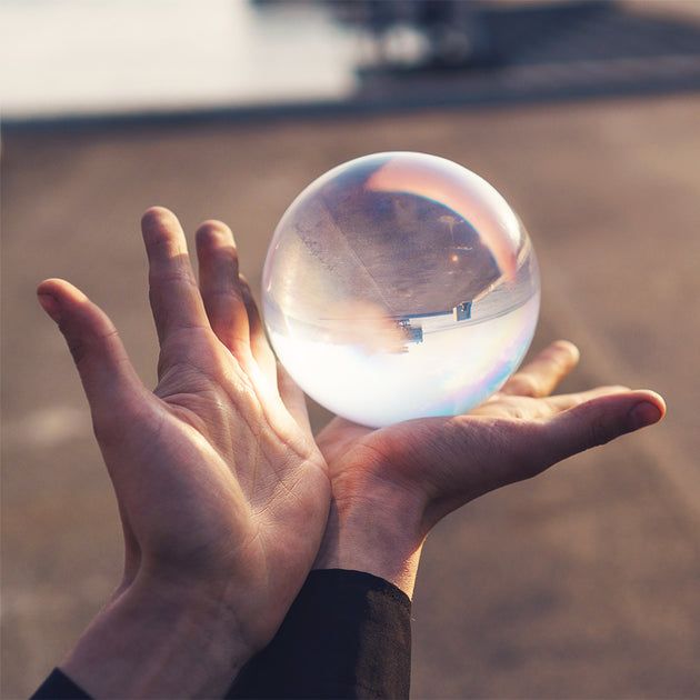 Acrylic Contact juggling ball between hands