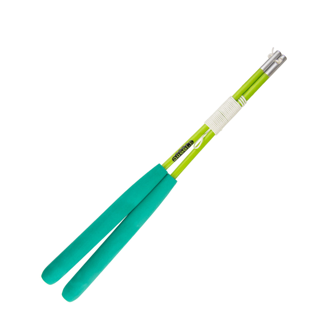 Juggle Dream Superglass Coloured Diabolo Handsticks - green colour