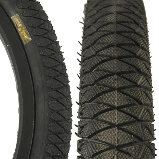 Close-up of Qu-Ax Freestyle Unicycle Tyre - 20" - Black