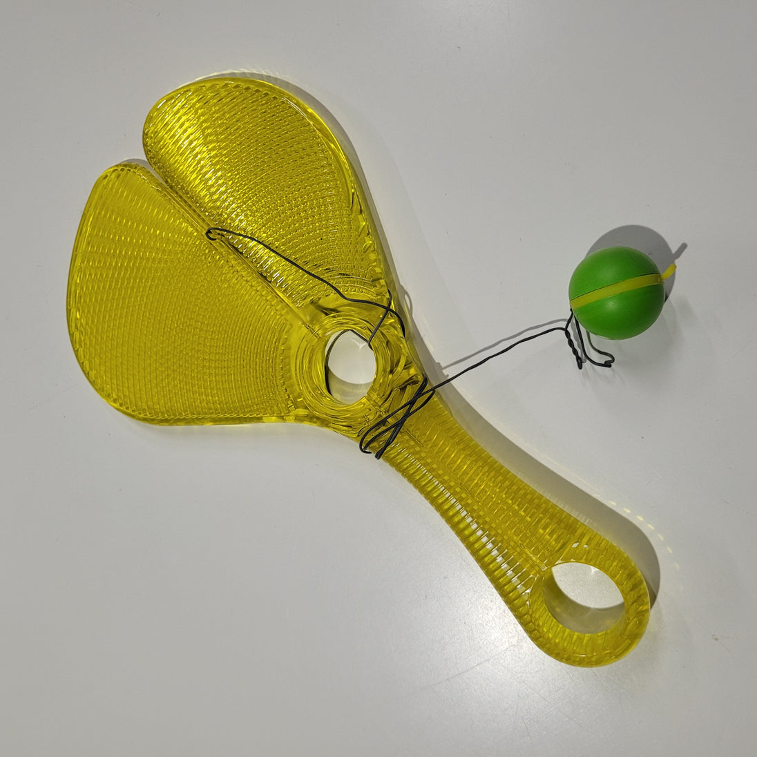  Para2 - ONE - Paddle Ball - Bargain basement 